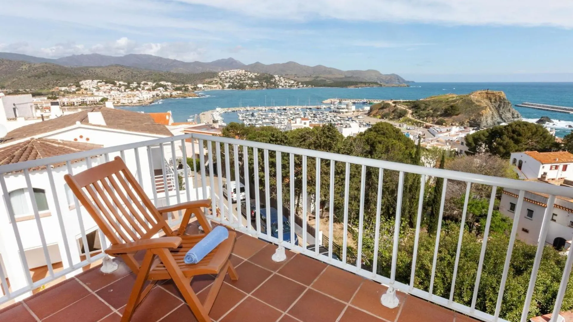 Apartment Graciosa Rojo By Interhome Llanca