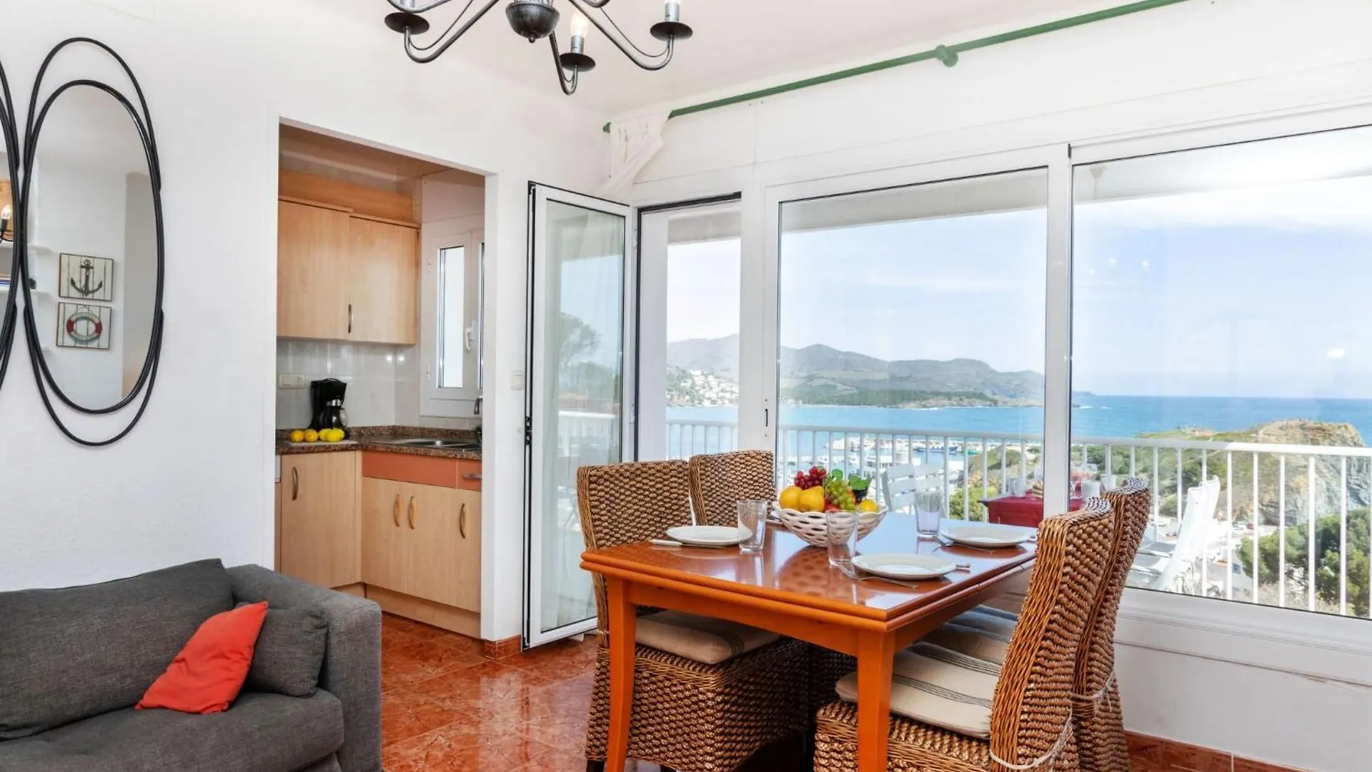 Apartment Graciosa Rojo By Interhome Llanca